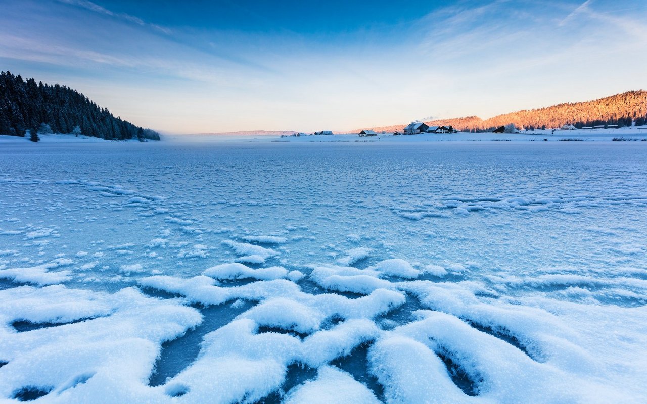Der Lac des Taillères in La Brévine: Hier liegt der offiziell kälteste Ort der Schweiz.